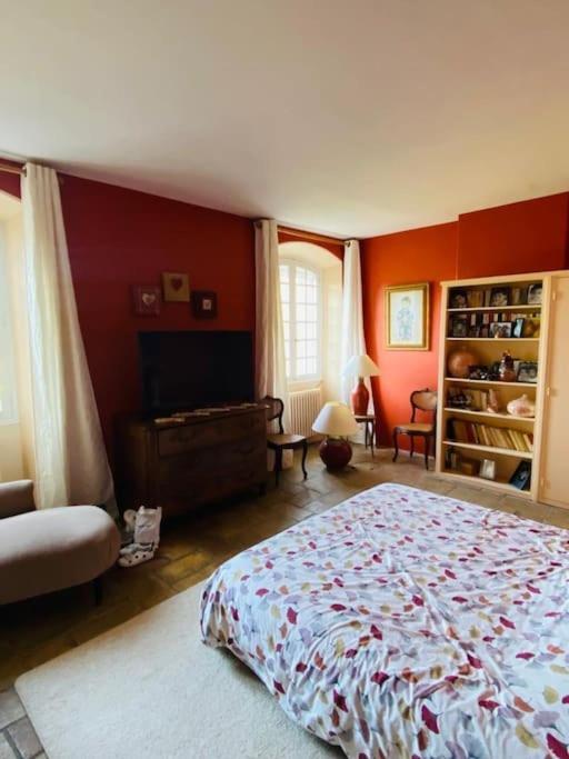 Villa Provencale Familiale Avec Piscine Гримо Экстерьер фото